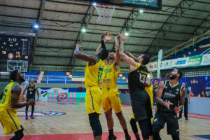 Sabios, obligado a ganar para pensar en los Playoffs