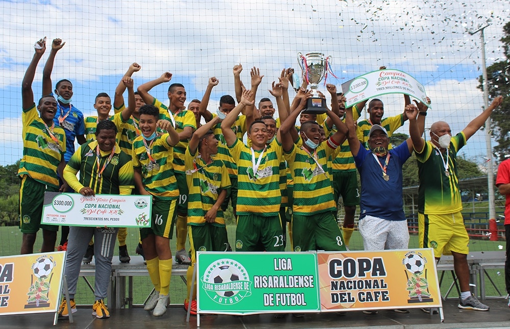 Talentos los Almendros es el campeón de la Copa Nacional del Café categoría 2003
