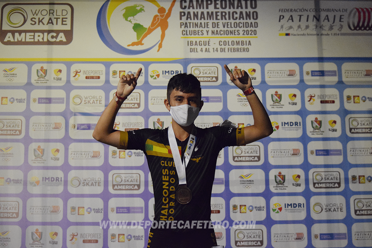Escudero le entregó tres medallas al Quindío en el Panamericano