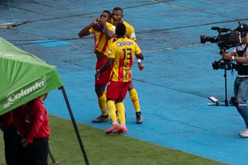 El fantasma del final: Santa Fe igualó en el cierre al Deportivo Pereira