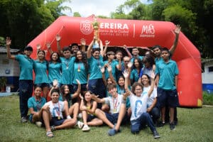 CALYPSO CAMPEÓN DE LA PRIMERA COPA RURAL DE NATACIÓN CON ALETAS EN LA FLORIDA