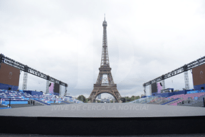 PARÍS SE ILUMINA