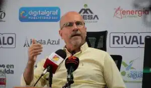 GASTAR MÁS DE LO QUE SE