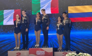 PATINAJE ARTÍSTICO LISTA ITALIA 2025 MARÍA MUÑOZ Y JESHUA FOLLECO